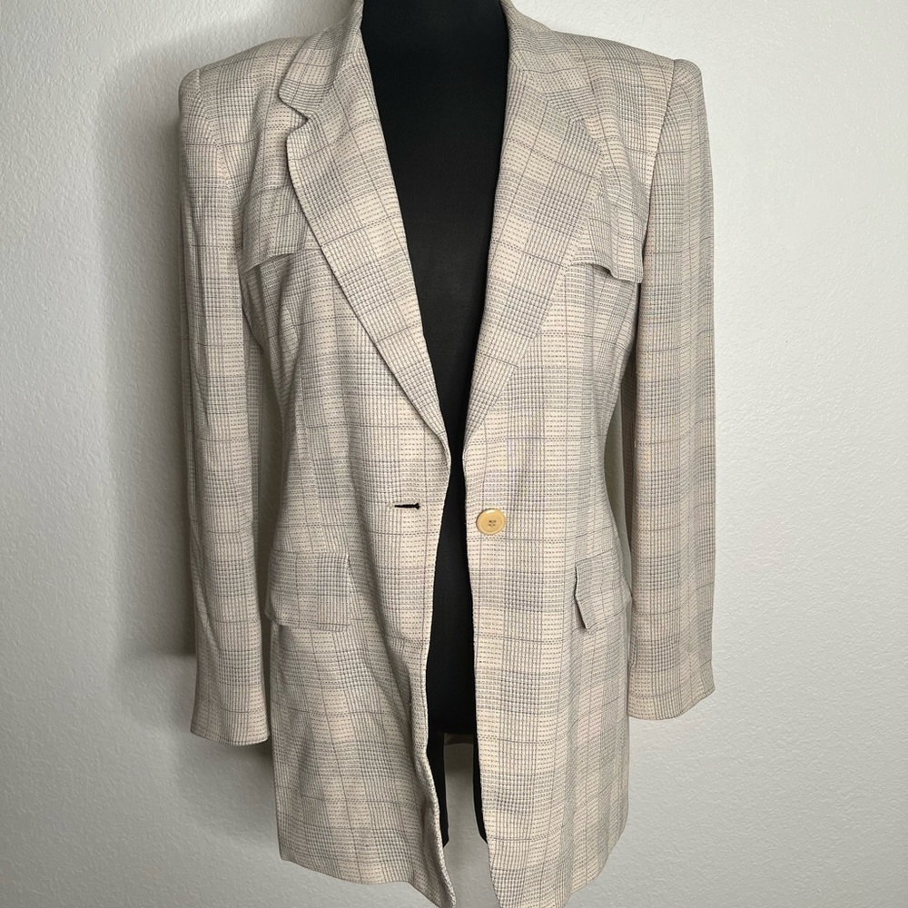 Oversized plaid blazer